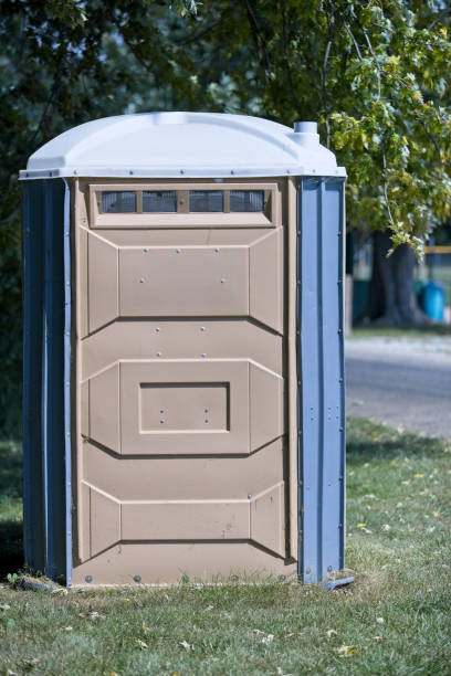 Portable Toilet Options We Offer in Freeport, PA